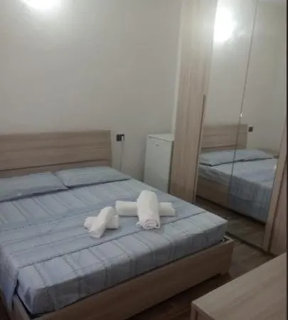 Apartament House Jack Lecco